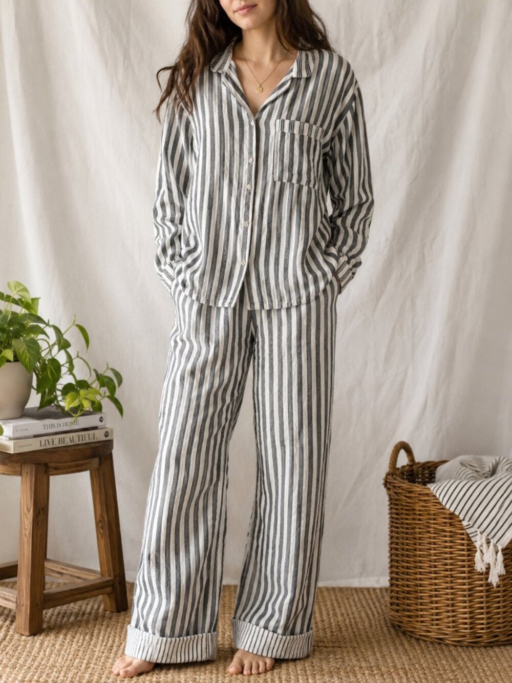 Victoria's Secret Pajama Set Striped Long-Sleeve — Black & White